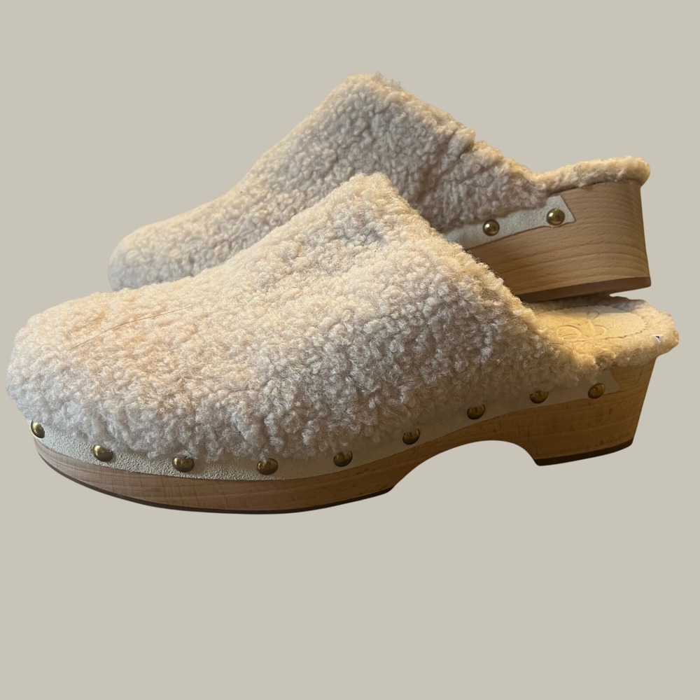 J.Crew Women's 10.5 Clogs Cream Faux Fur Sherpa Studded Wood Heel BD337